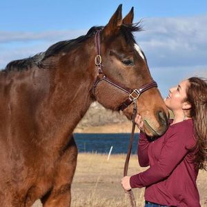 Meet your Posher, April